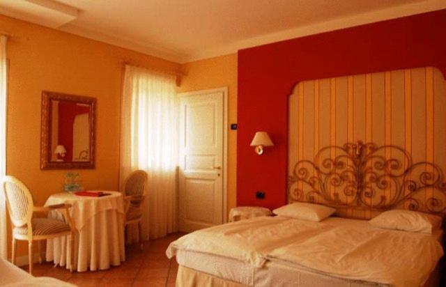 Hotel Casa Arizzoli Cannobio Pokój zdjęcie