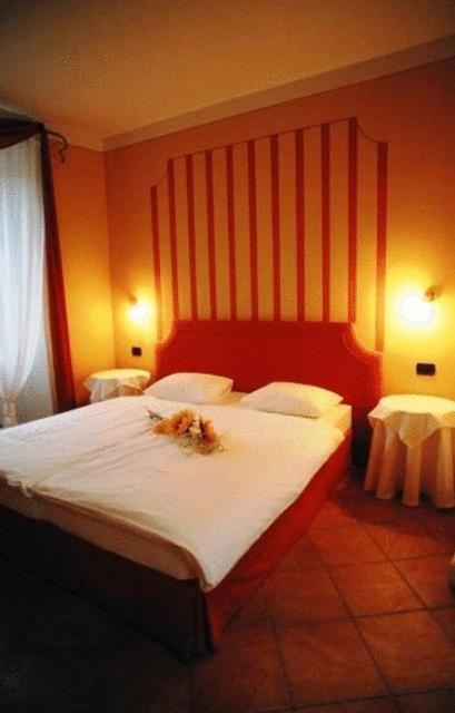 Hotel Casa Arizzoli Cannobio Pokój zdjęcie